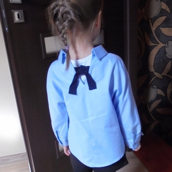 Zara girls blue blouse with back bow - Picture 3 of 16